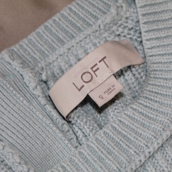 ⭐ Sky blue Loft sweater - Picture 4 of 5